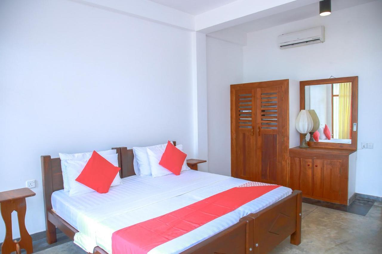 Surf Sea Breeze Hotel Mirissa Luaran gambar